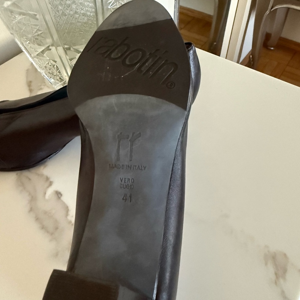 Thierry Rabotin Black Textured Flats - Picture 5 of 5